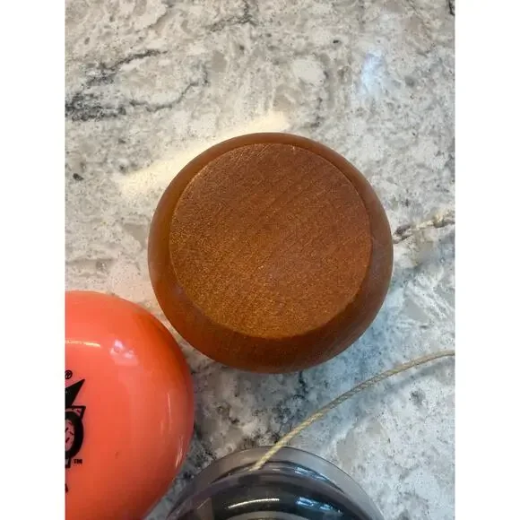Set of 3 Vintage Yo-Yos Duncan Neo Wooden and Fireball Yomega JL - Picture 4 of 6